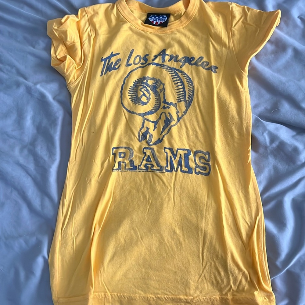 Junk food Los Angeles rams tee
